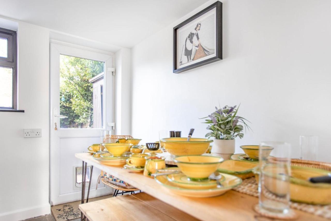Stunning Character 2Bed Cottage In St Albans Wifi Екстер'єр фото