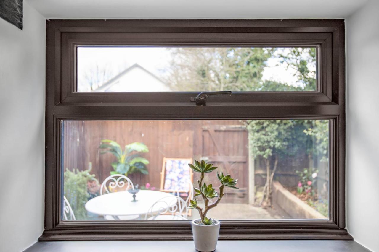Stunning Character 2Bed Cottage In St Albans Wifi Екстер'єр фото