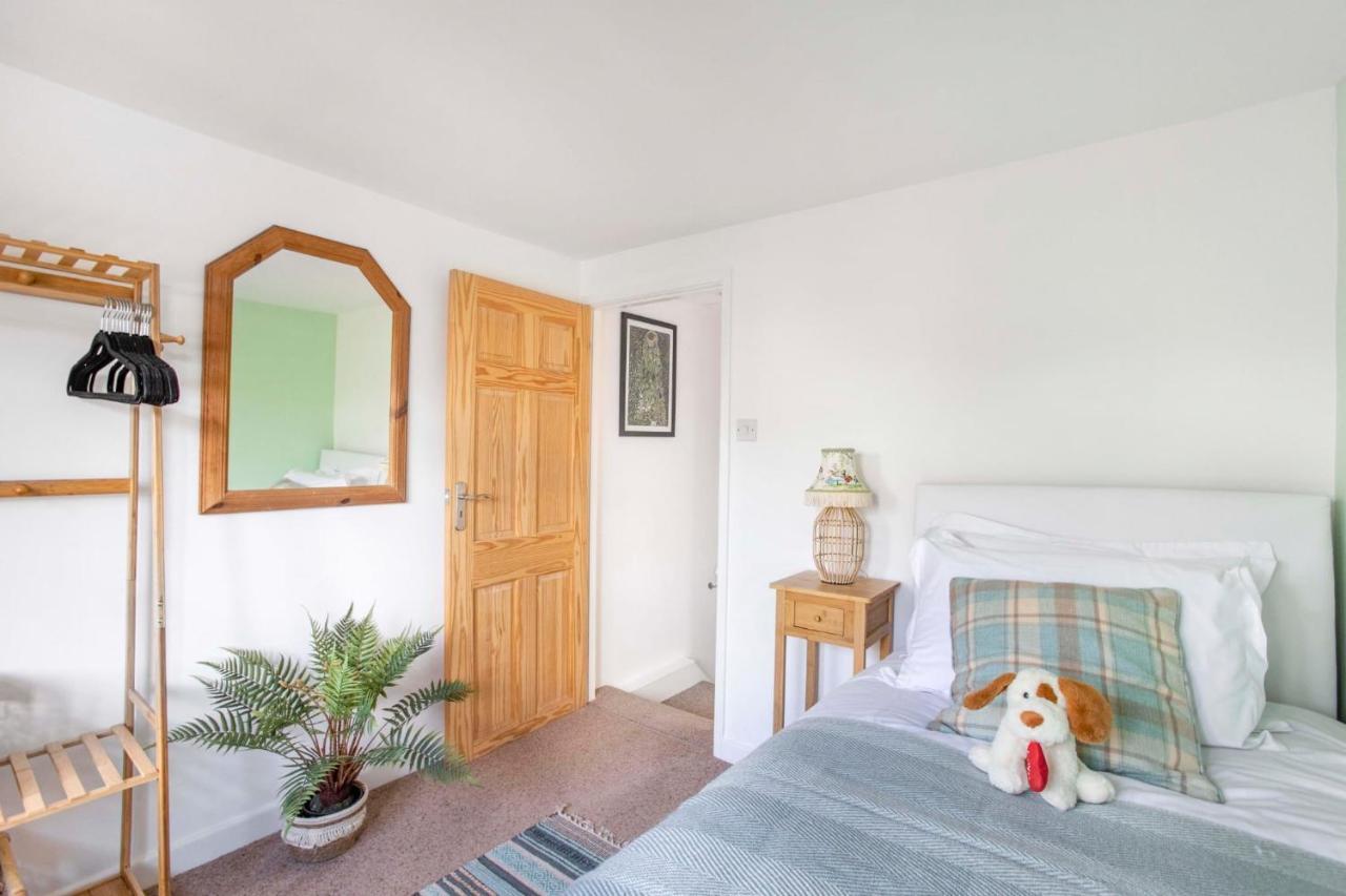 Stunning Character 2Bed Cottage In St Albans Wifi Екстер'єр фото